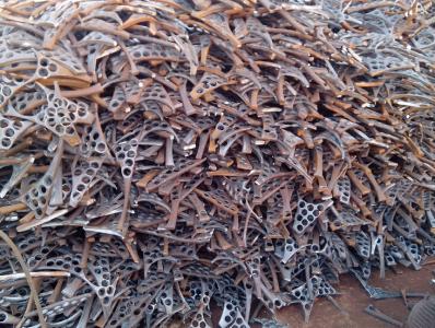 ���լF��